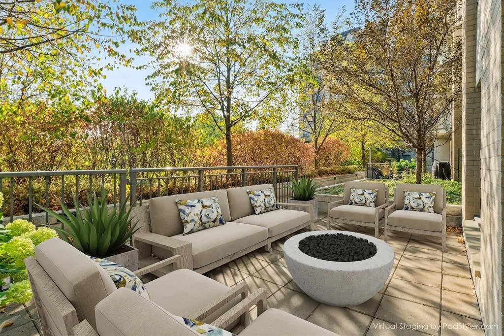 38 9 Street NE, #207