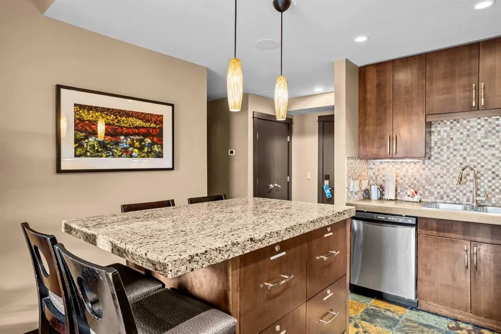 1818 Mountain Avenue, #313(C)