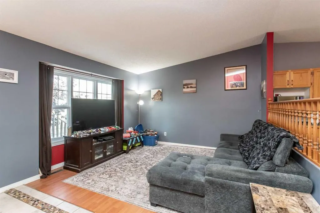 41 Hearthstone Drive