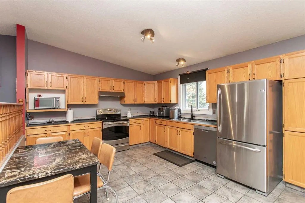 41 Hearthstone Drive