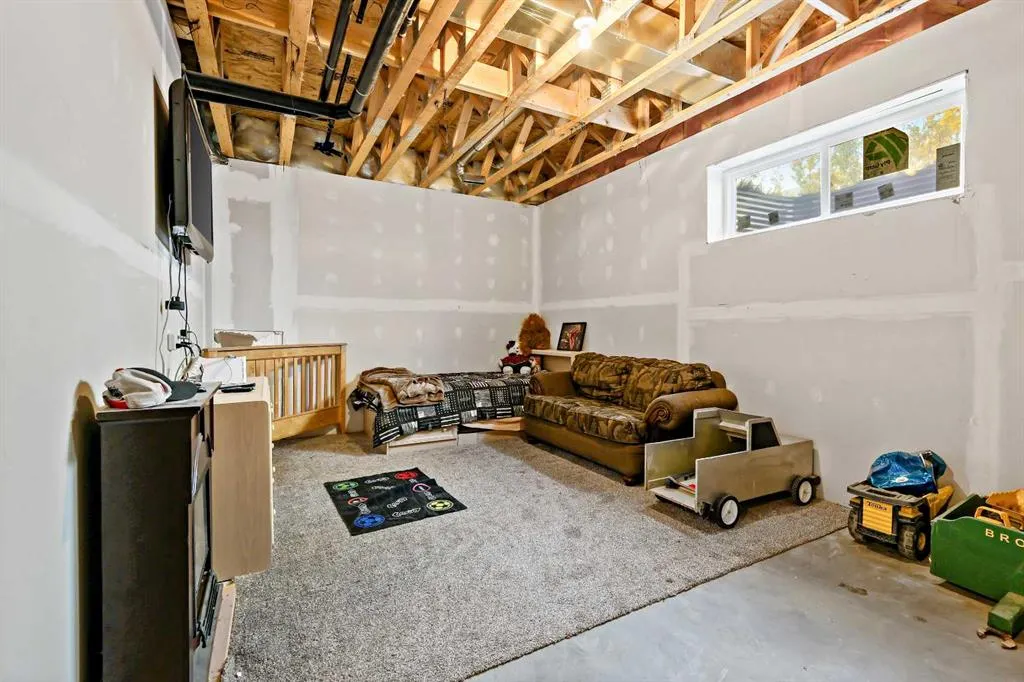 241003 Range Road 235