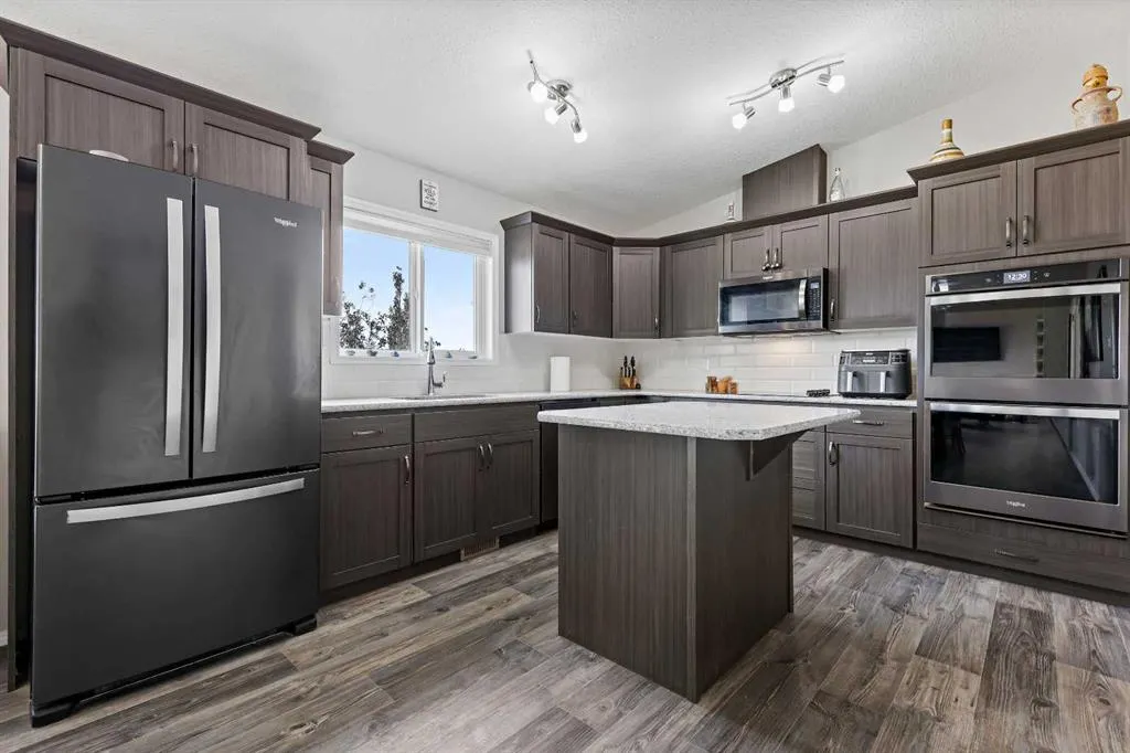 241003 Range Road 235