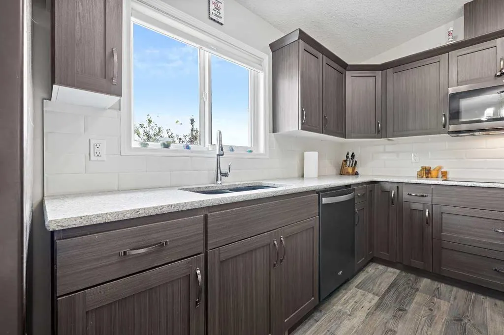 241003 Range Road 235