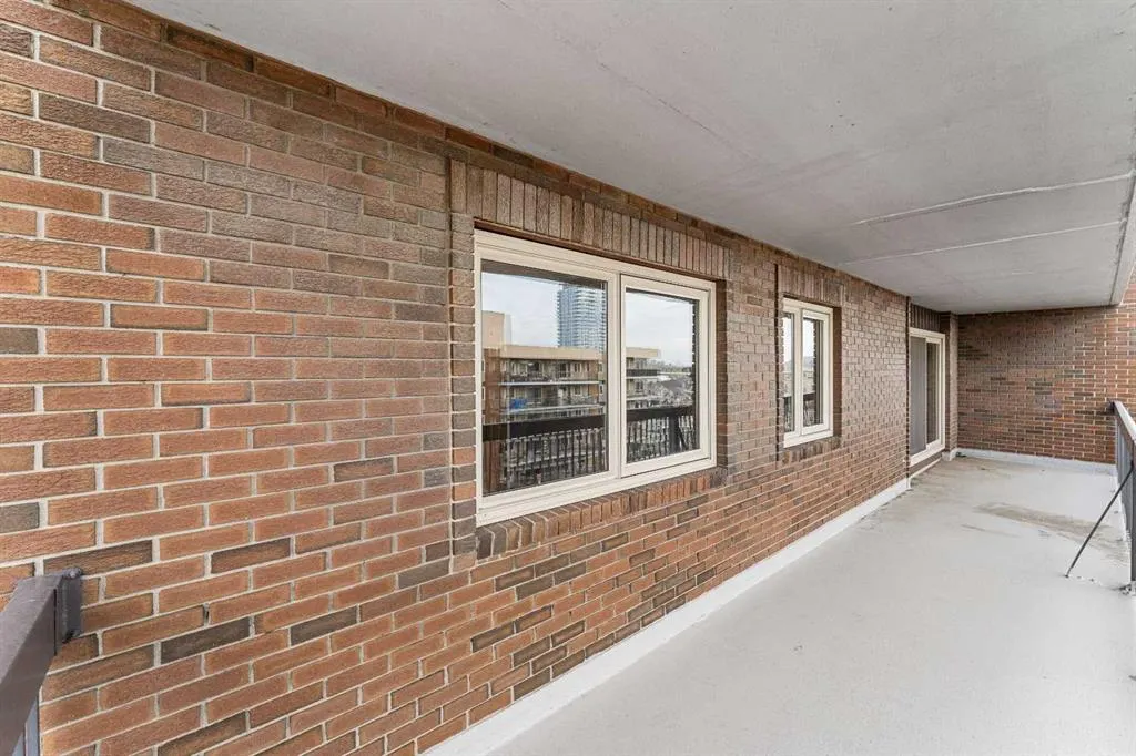 1335 12 Avenue SW, #809