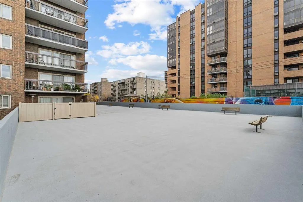 1335 12 Avenue SW, #809