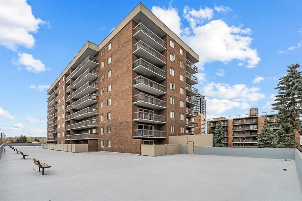 1335 12 Avenue SW, #809