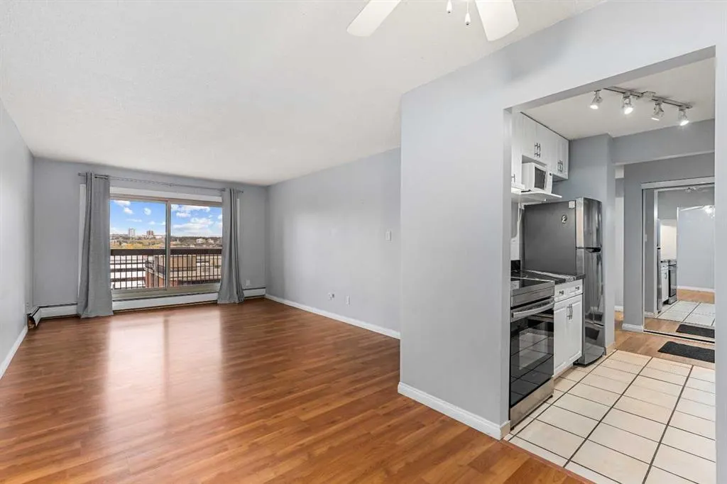1335 12 Avenue SW, #809