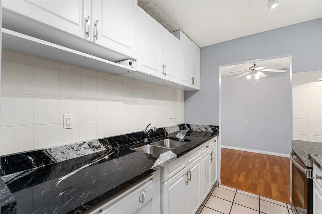 1335 12 Avenue SW, #809