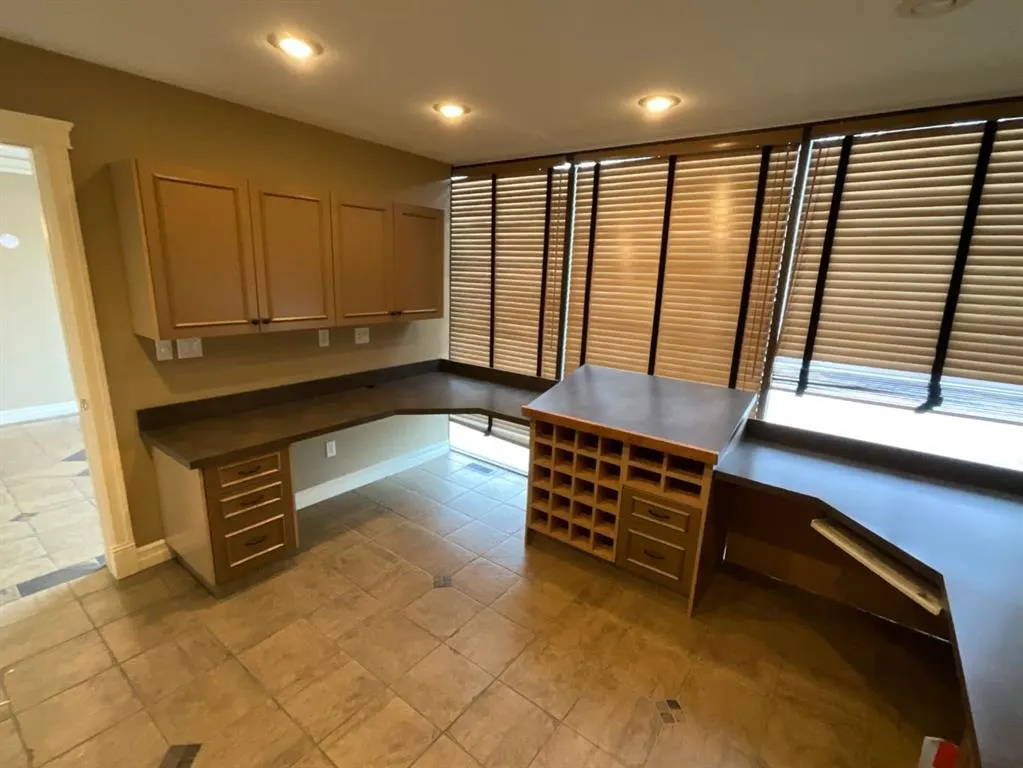 7429 49 Avenue, #2