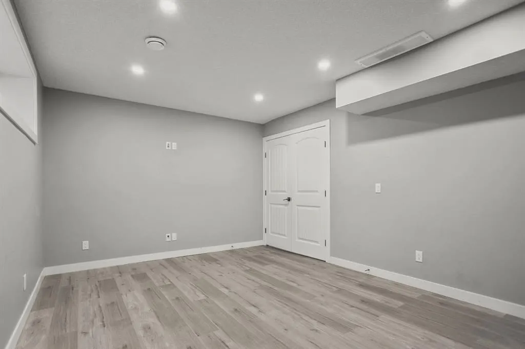 1253 Legacy Circle SE