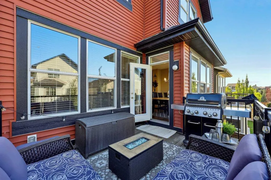 272 Kingsmere Cove SE