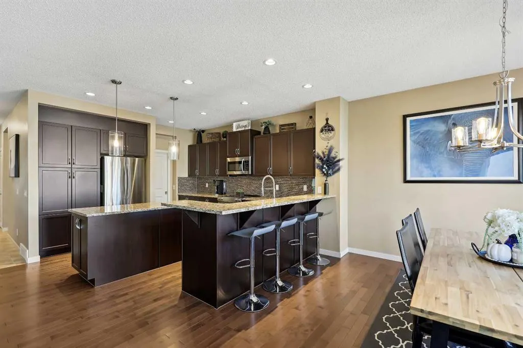 272 Kingsmere Cove SE