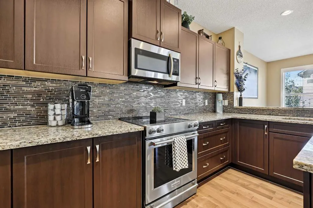 272 Kingsmere Cove SE