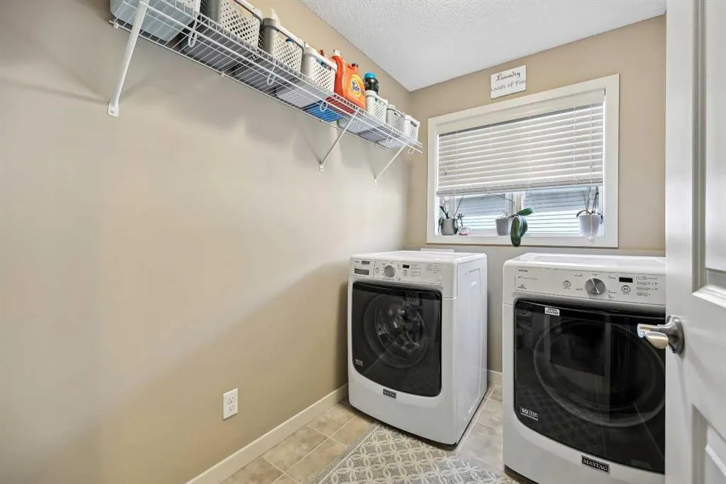 272 Kingsmere Cove SE
