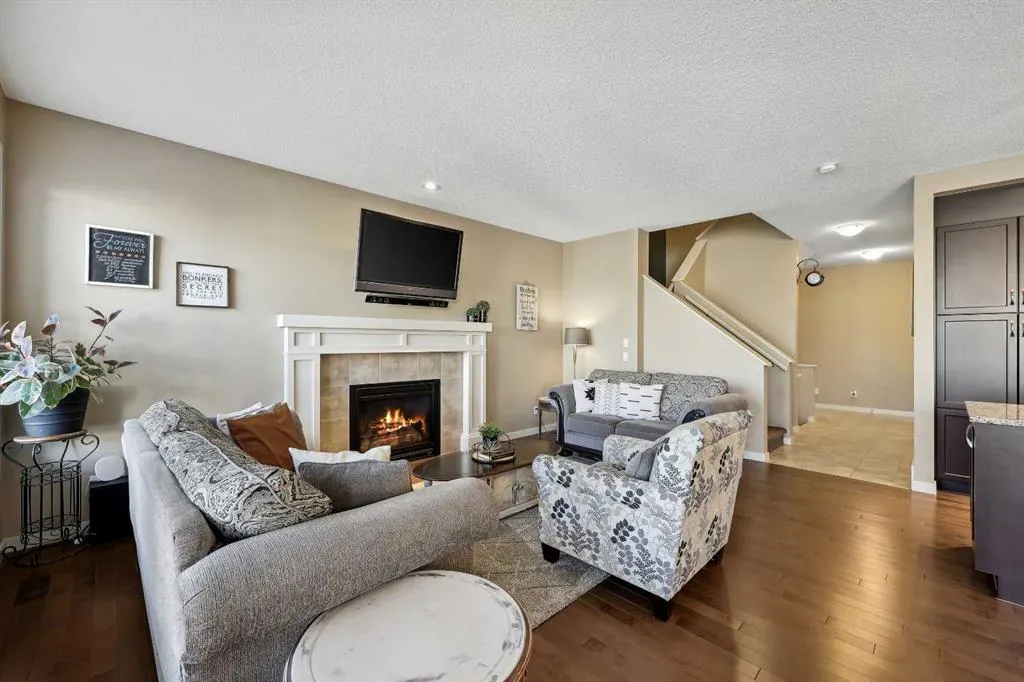 272 Kingsmere Cove SE
