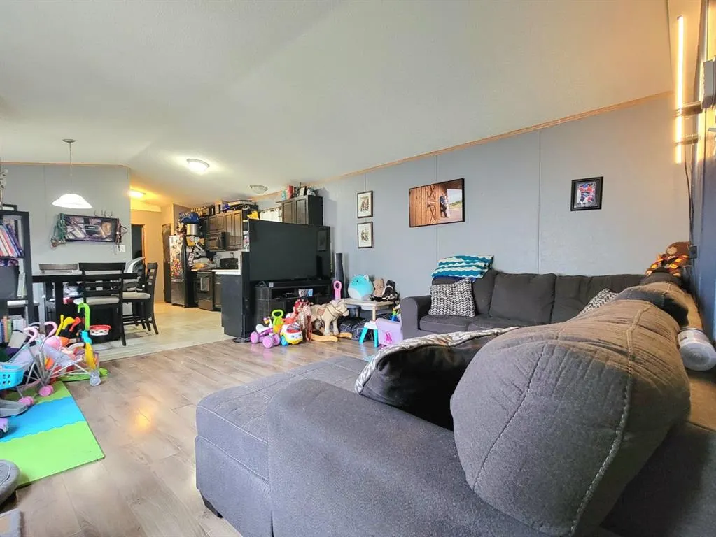 8707 90 Street