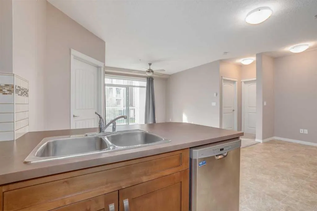 522 Cranford Drive SE, #1206