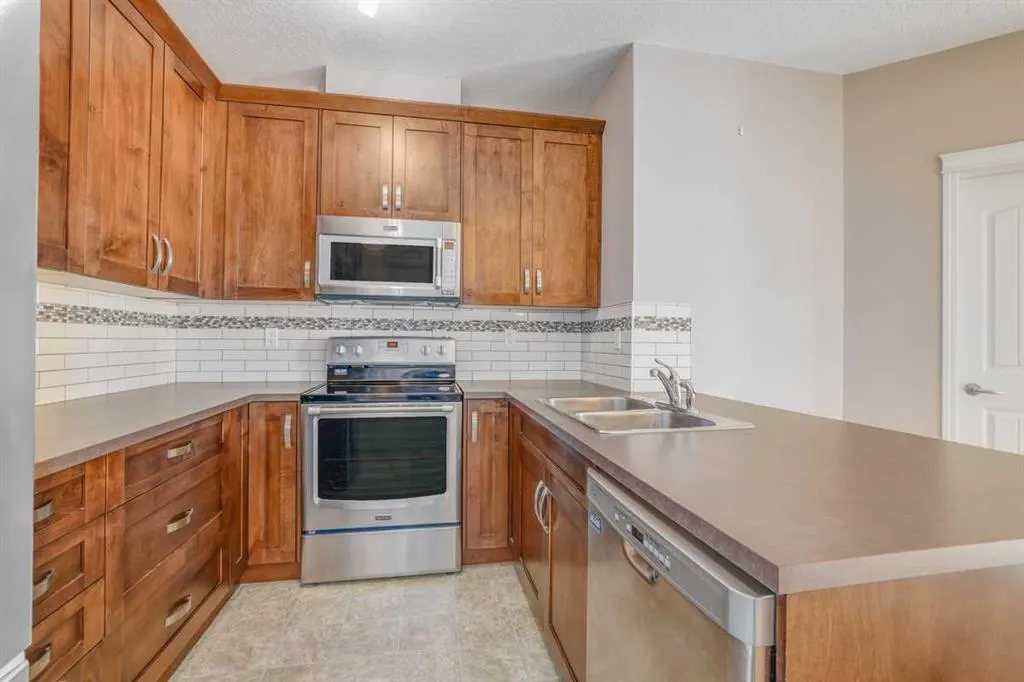 522 Cranford Drive SE, #1206