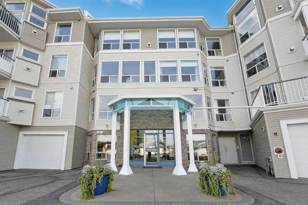 6118 53 Avenue, #208