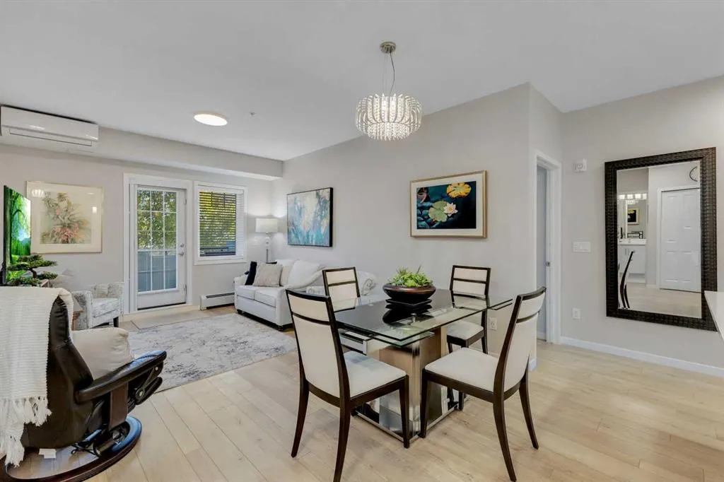 20 Mahogany Mews SE, #310