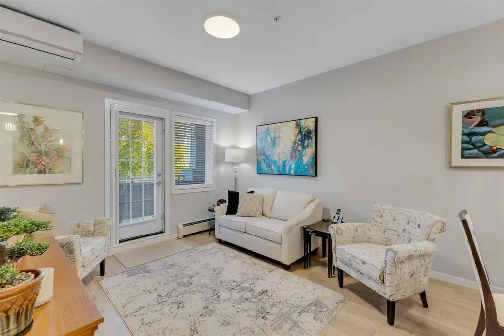 20 Mahogany Mews SE, #310