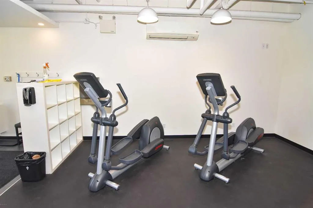 20 Mahogany Mews SE, #310