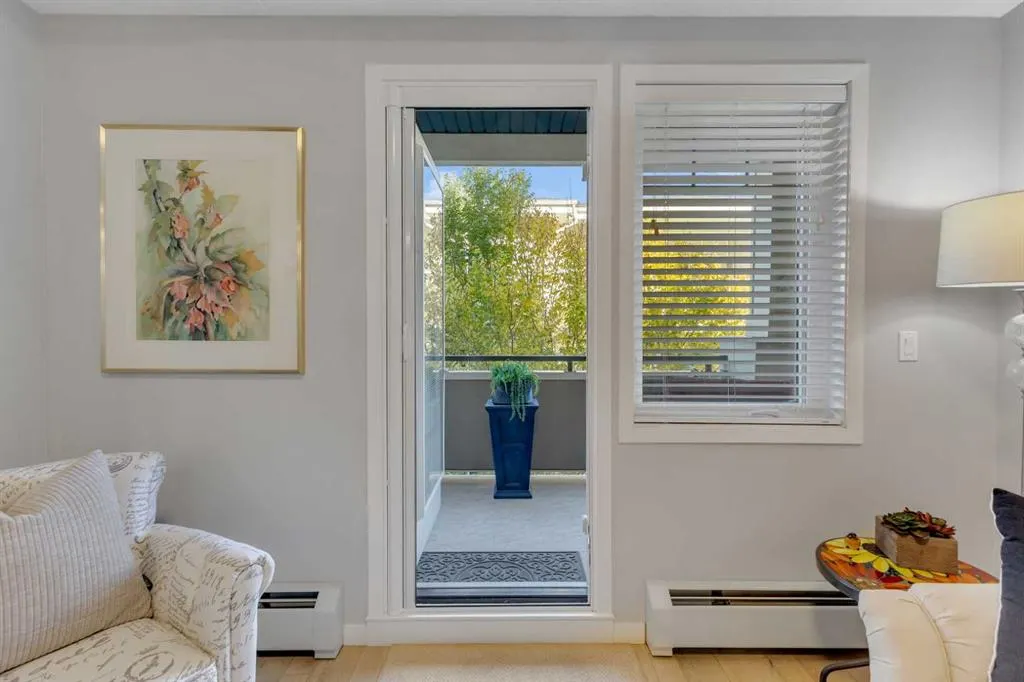 20 Mahogany Mews SE, #310