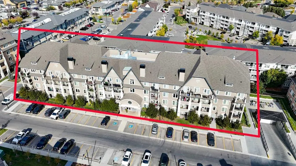 20 Mahogany Mews SE, #310