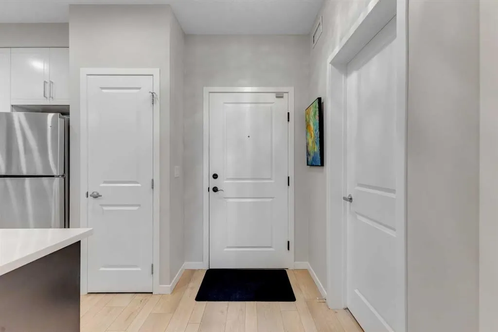 20 Mahogany Mews SE, #310