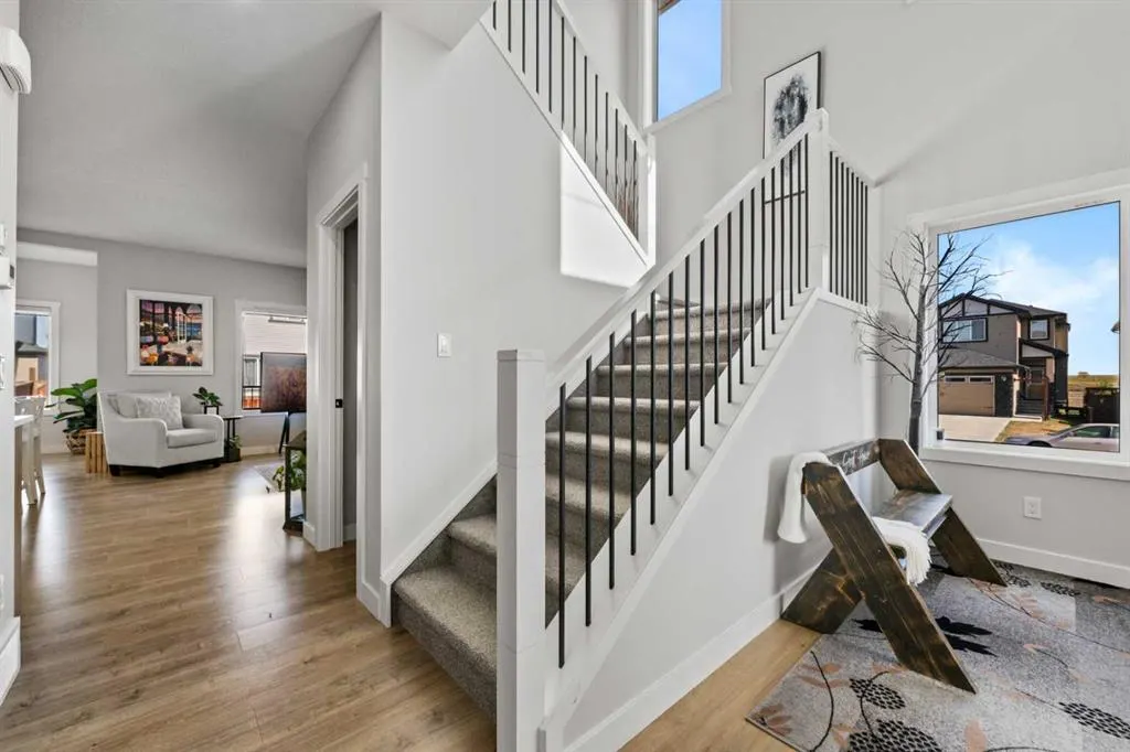702 Edgefield Crescent
