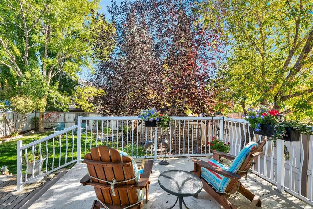 193 Chaparral Crescent SE