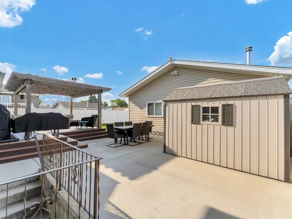 55 Rossland Road SE