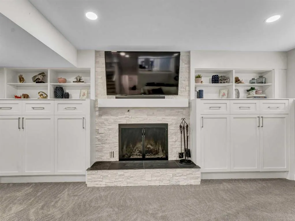 55 Rossland Road SE