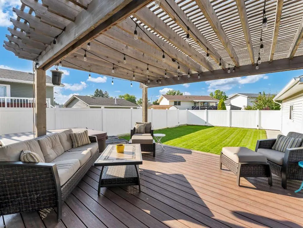 55 Rossland Road SE