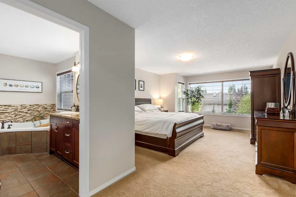72 Auburn Sound Crescent SE