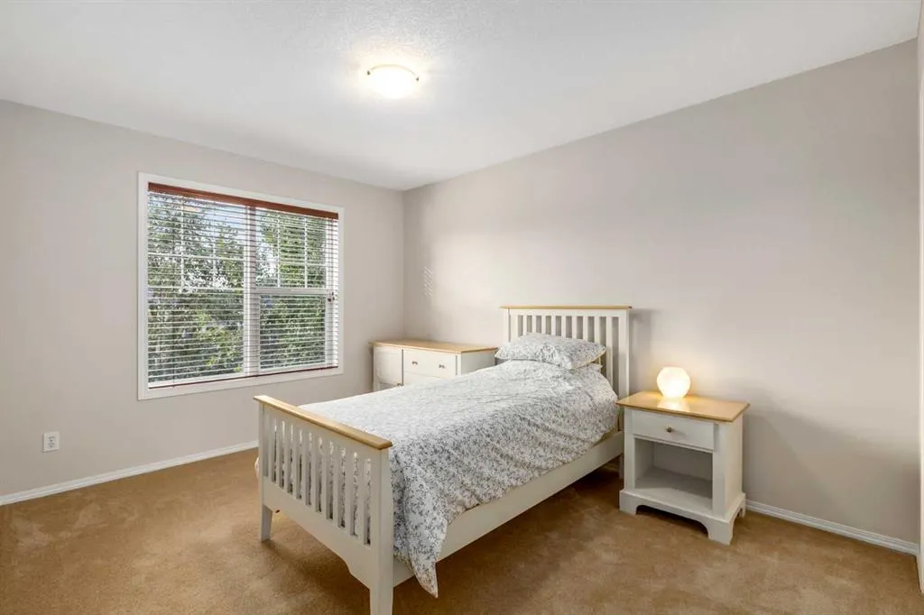72 Auburn Sound Crescent SE