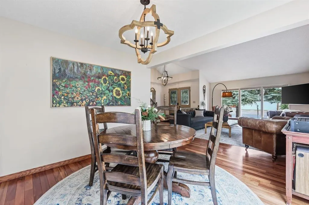 132 Oakmount Road SW