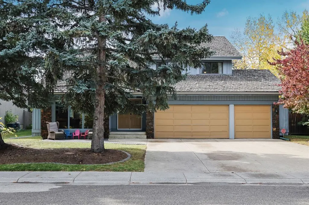 132 Oakmount Road SW