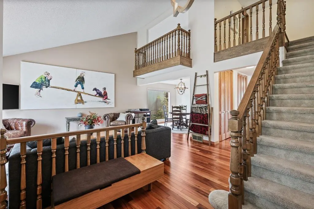 132 Oakmount Road SW