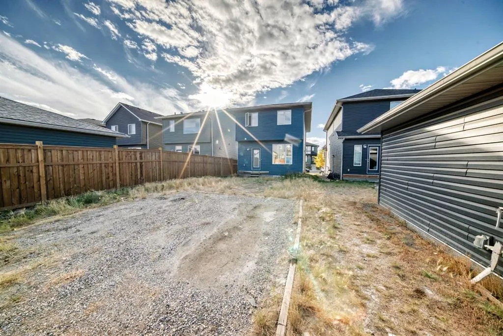 171 Evanscrest Place NW
