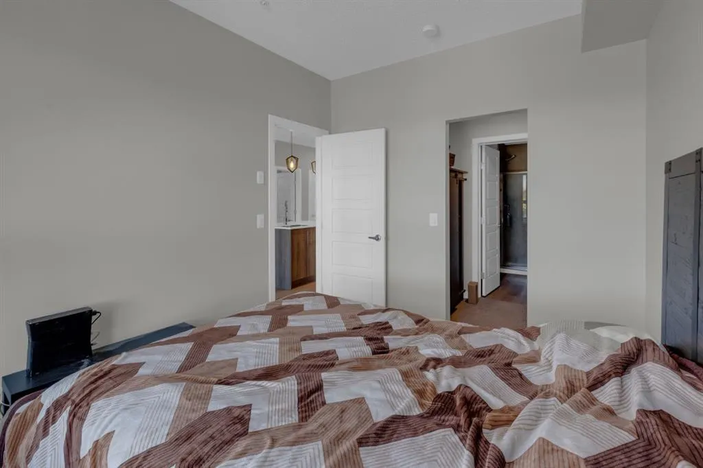 1605 17 Street SE, #221