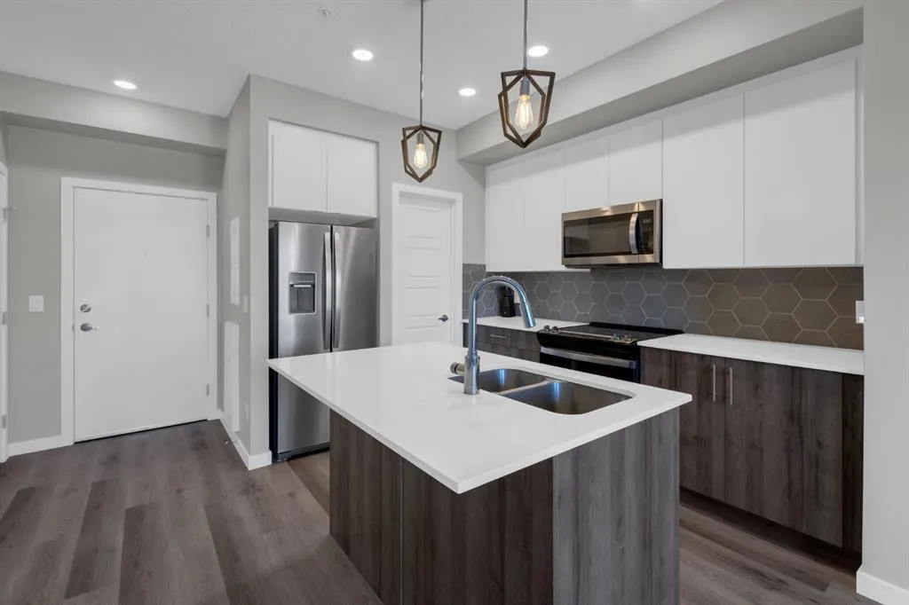 1605 17 Street SE, #221