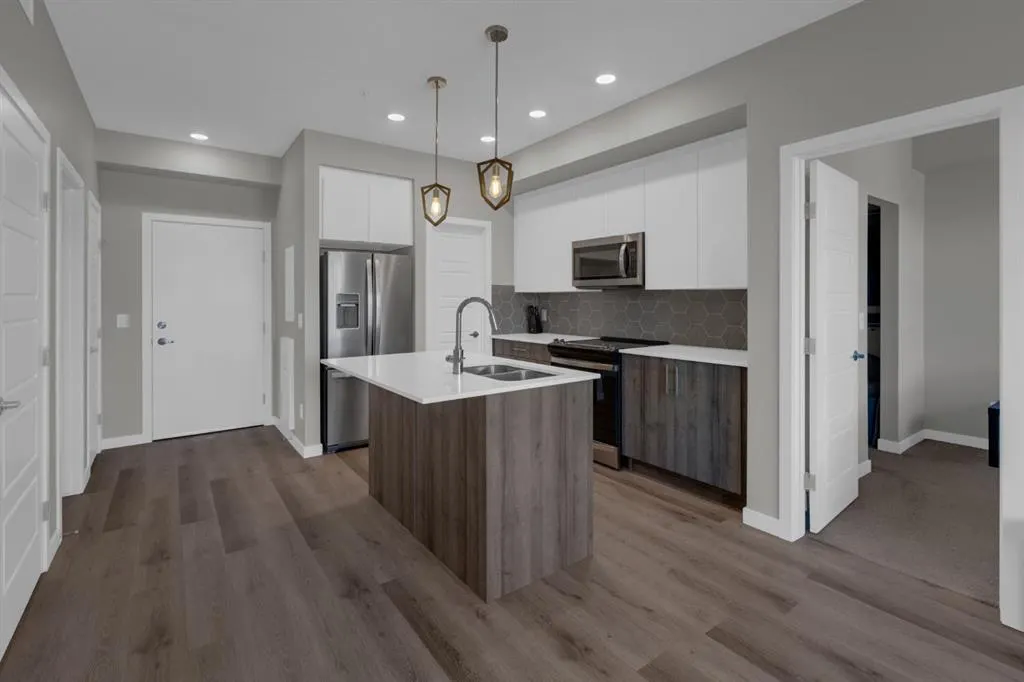 1605 17 Street SE, #221