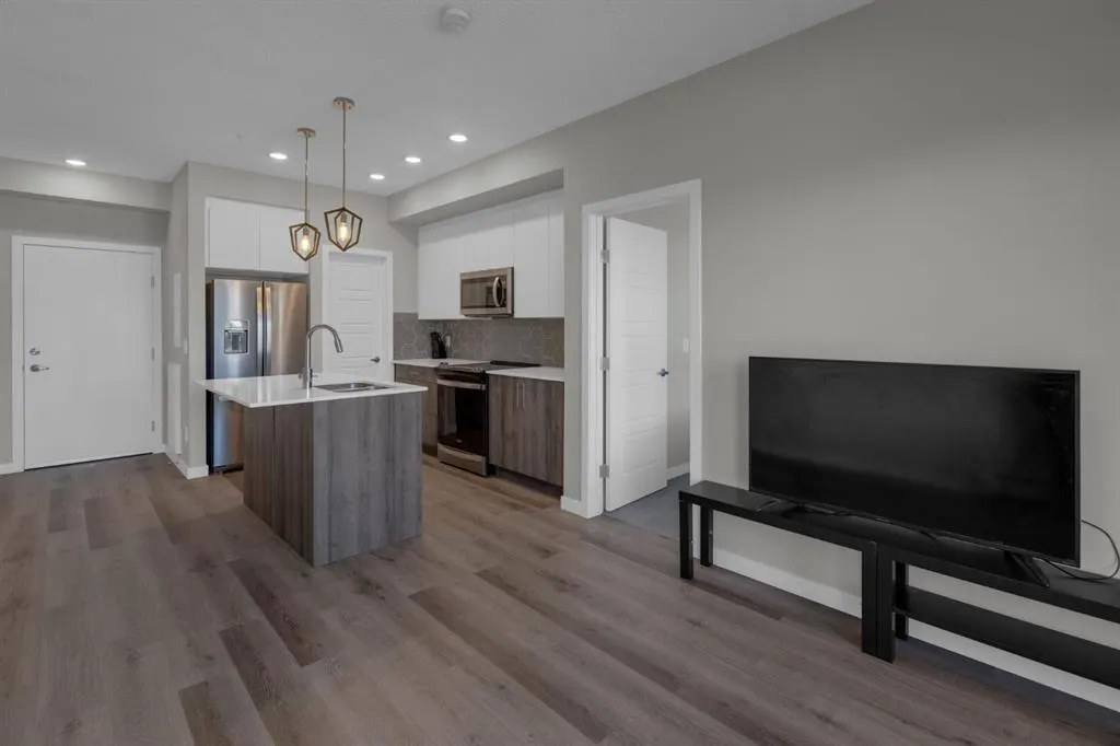 1605 17 Street SE, #221