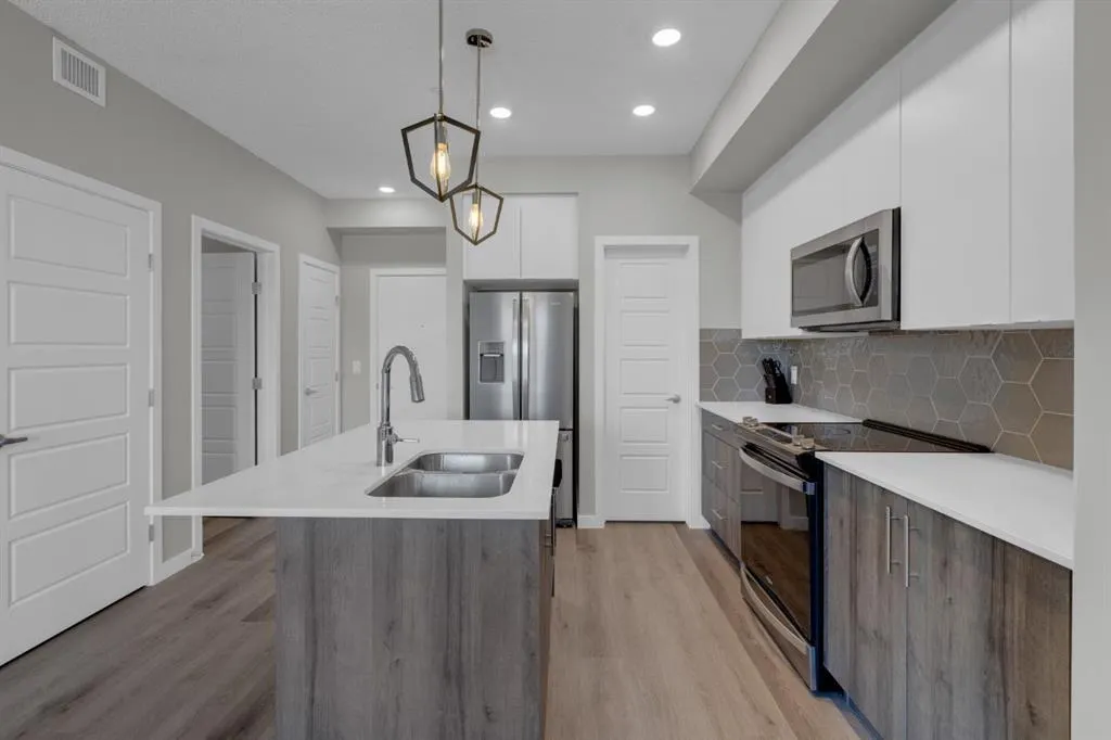 1605 17 Street SE, #221