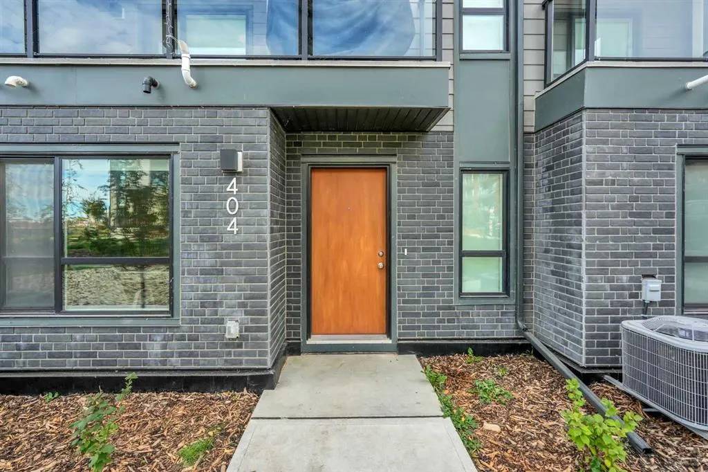 20295 Seton Way SE, #404