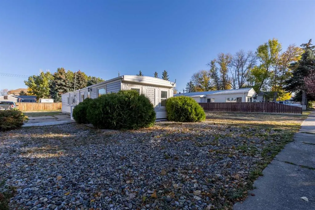 313 Noble Street
