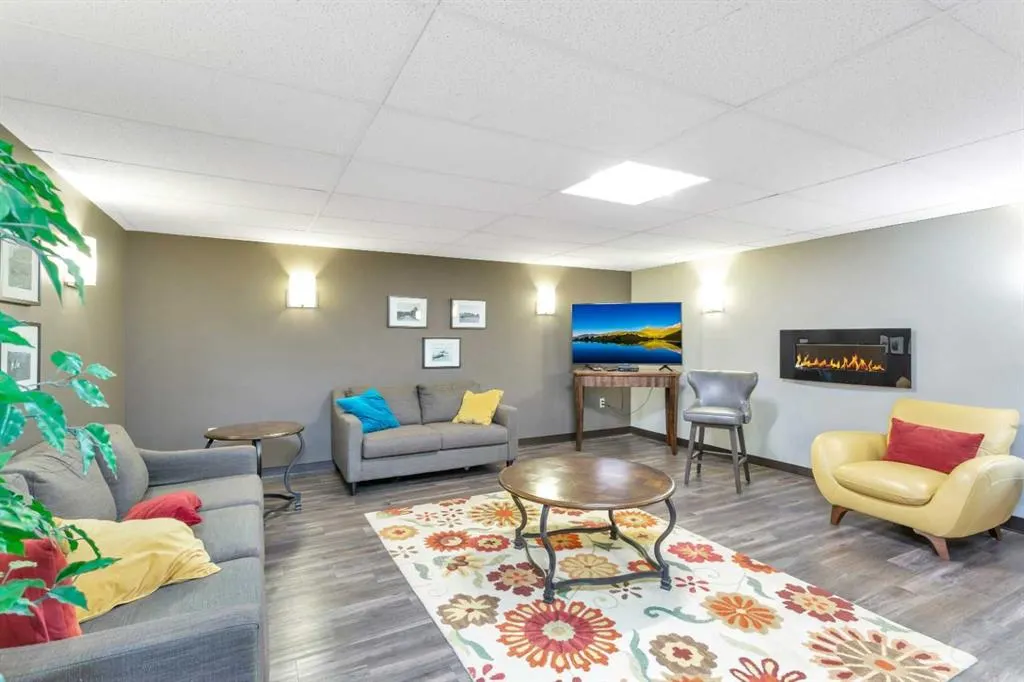 4326 Michener Drive, #301