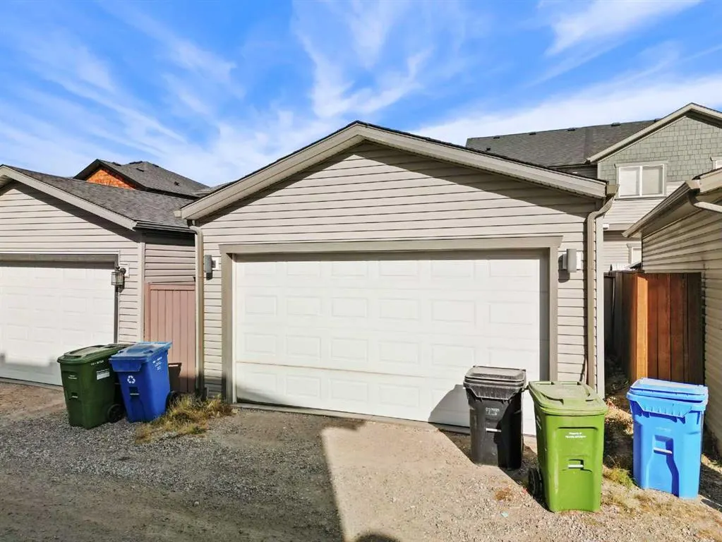 37 Skyview Ranch Manor NE