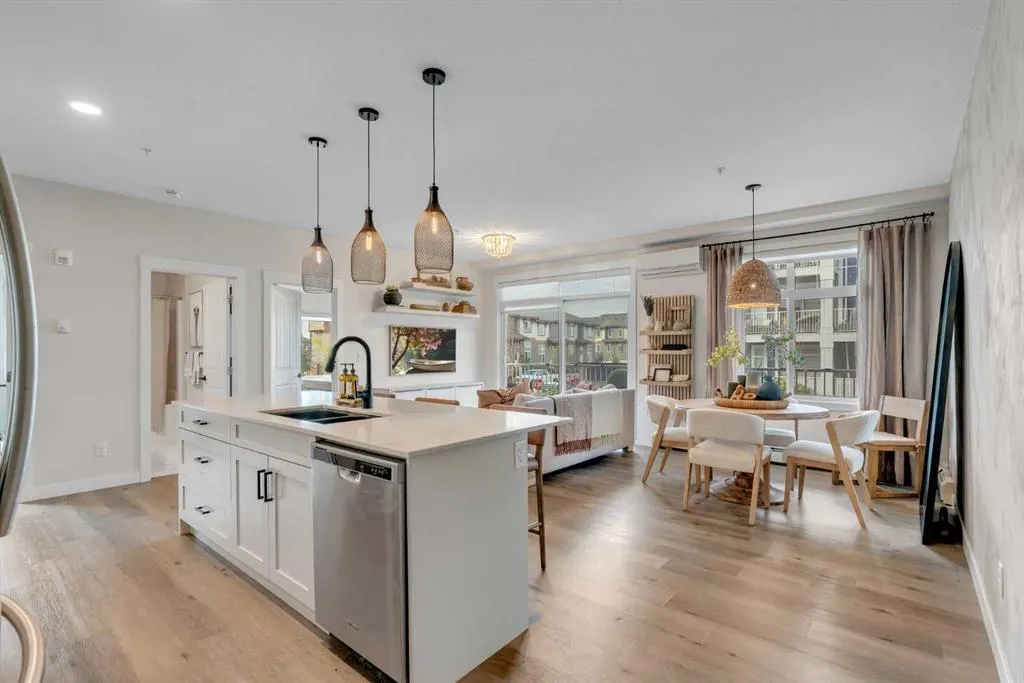 200 Auburn Meadows Common SE, #114